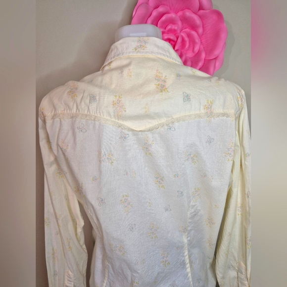 Vintage Western Style Shirt Lace Trim Snaps Floral Rodeo Stampede - Picture 8 of 9